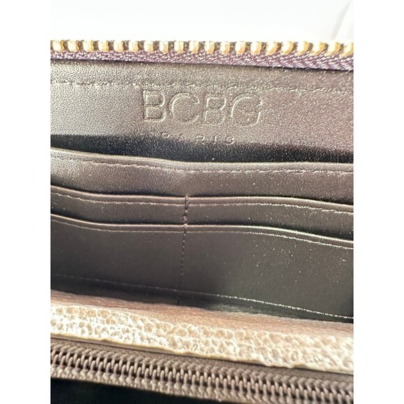 BCBG Paris Wallet Full Zip - Picture 13 of 13
